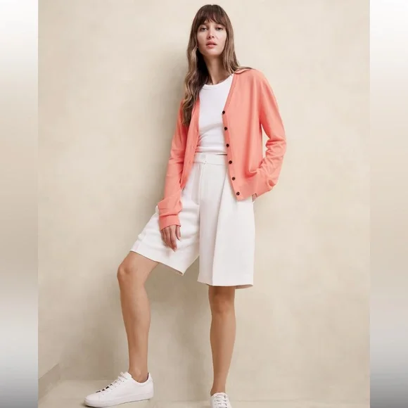 Banana Republic Factory Forever V-Neck Cardigan - Picture 1 of 4